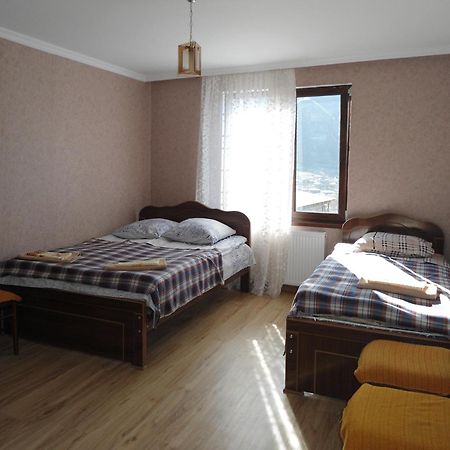 Guest House Sunset Kazbegi Εξωτερικό φωτογραφία
