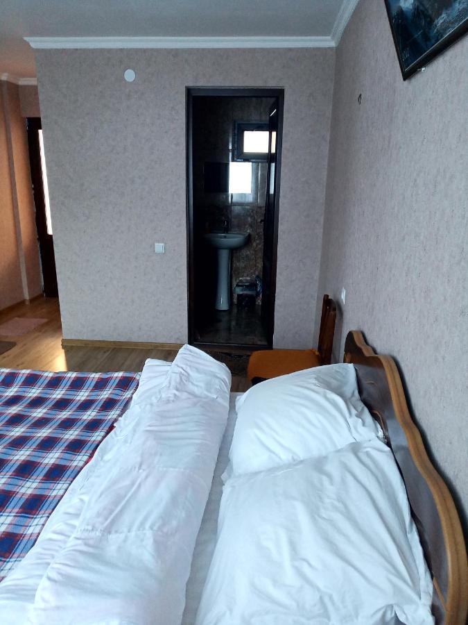 Guest House Sunset Kazbegi Εξωτερικό φωτογραφία