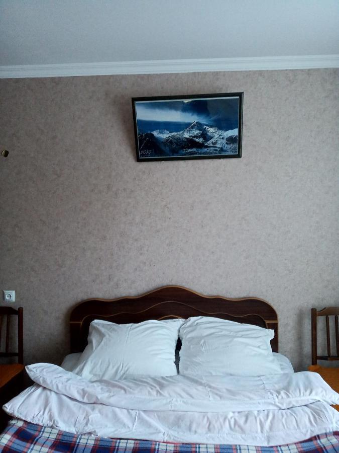 Guest House Sunset Kazbegi Εξωτερικό φωτογραφία