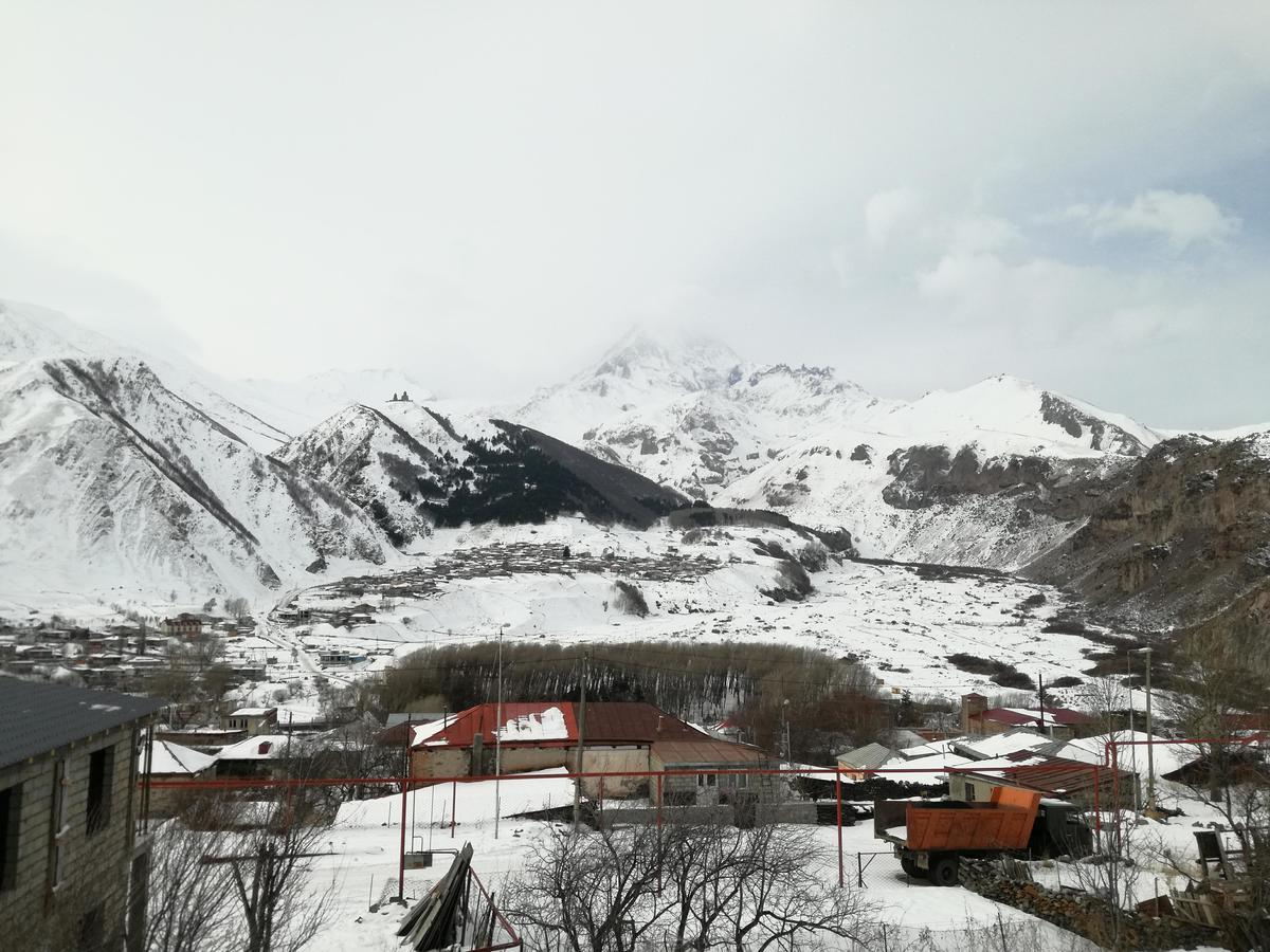 Guest House Sunset Kazbegi Εξωτερικό φωτογραφία