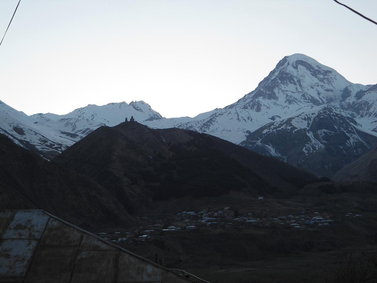 Guest House Sunset Kazbegi Εξωτερικό φωτογραφία