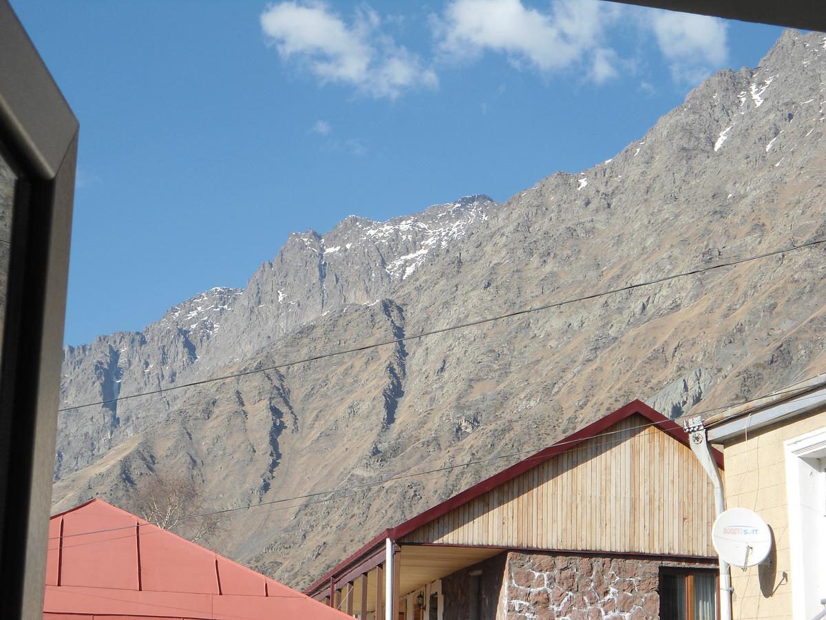 Guest House Sunset Kazbegi Εξωτερικό φωτογραφία