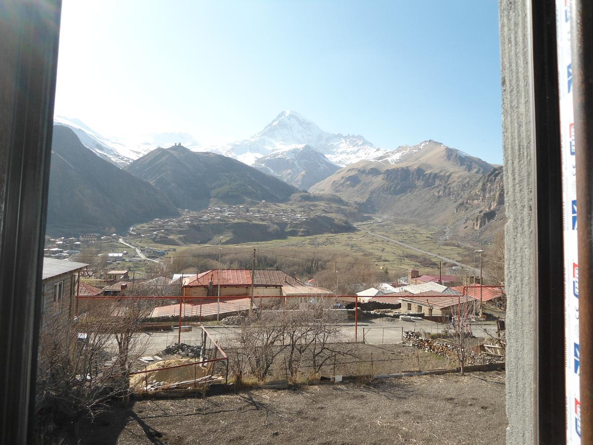 Guest House Sunset Kazbegi Εξωτερικό φωτογραφία