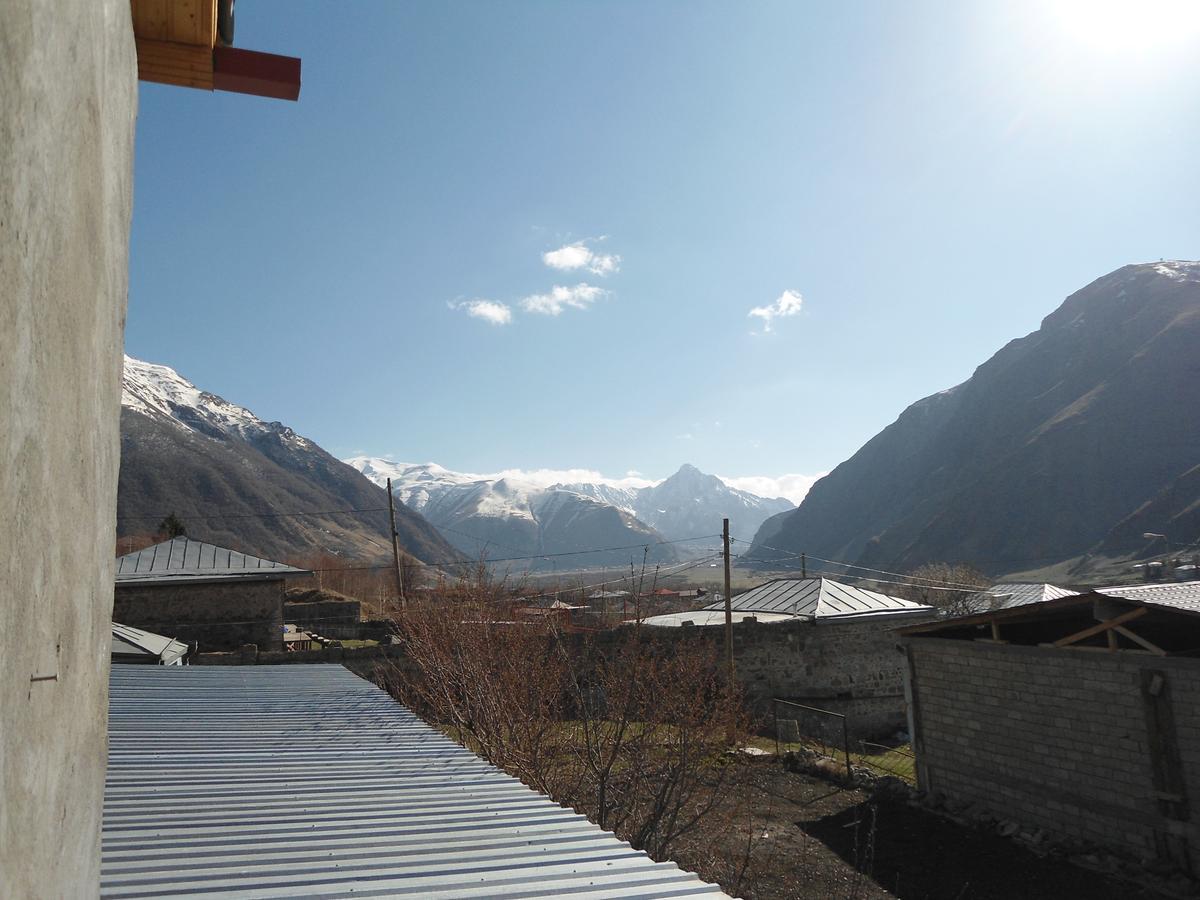 Guest House Sunset Kazbegi Εξωτερικό φωτογραφία
